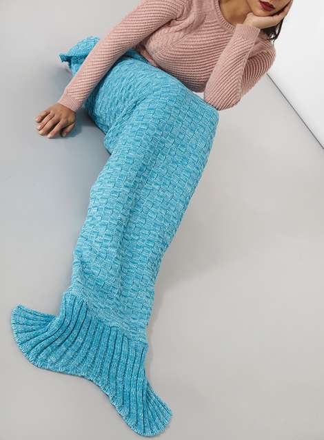Turquise mermaid blanket